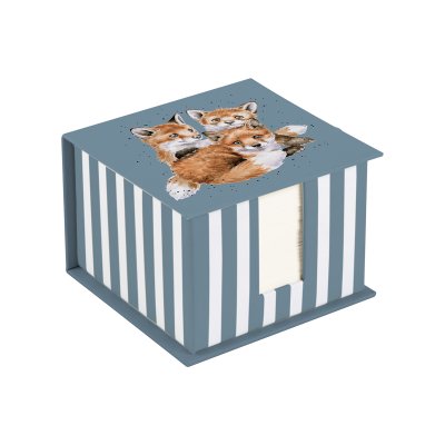 Memo Block with a fox illustration on a blue background