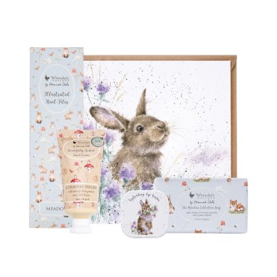 The Beauty Essentials Mini Gift Set